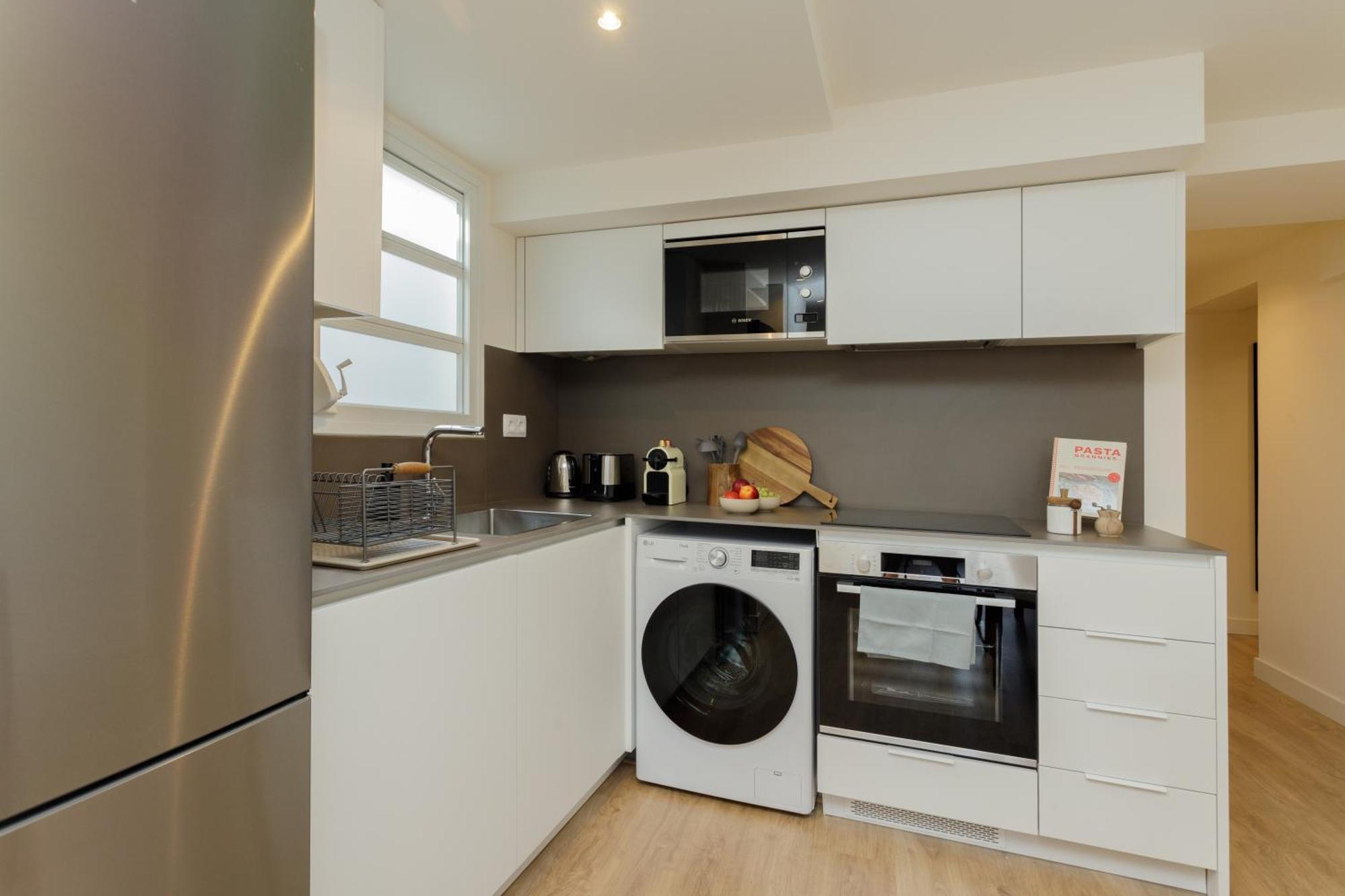 Unique Living Born Apartments & Studios Барселона Экстерьер фото