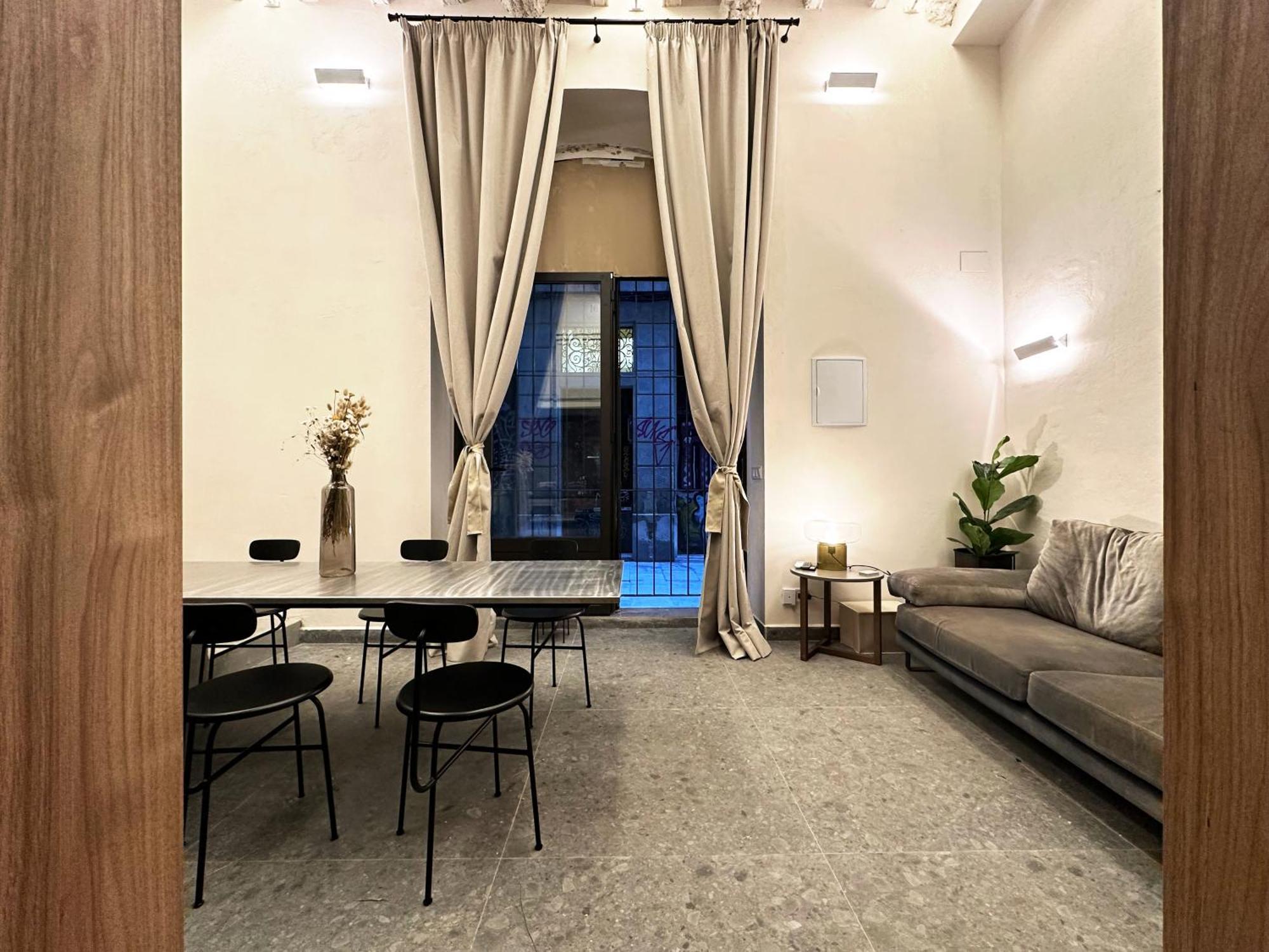 Unique Living Born Apartments & Studios Барселона Экстерьер фото