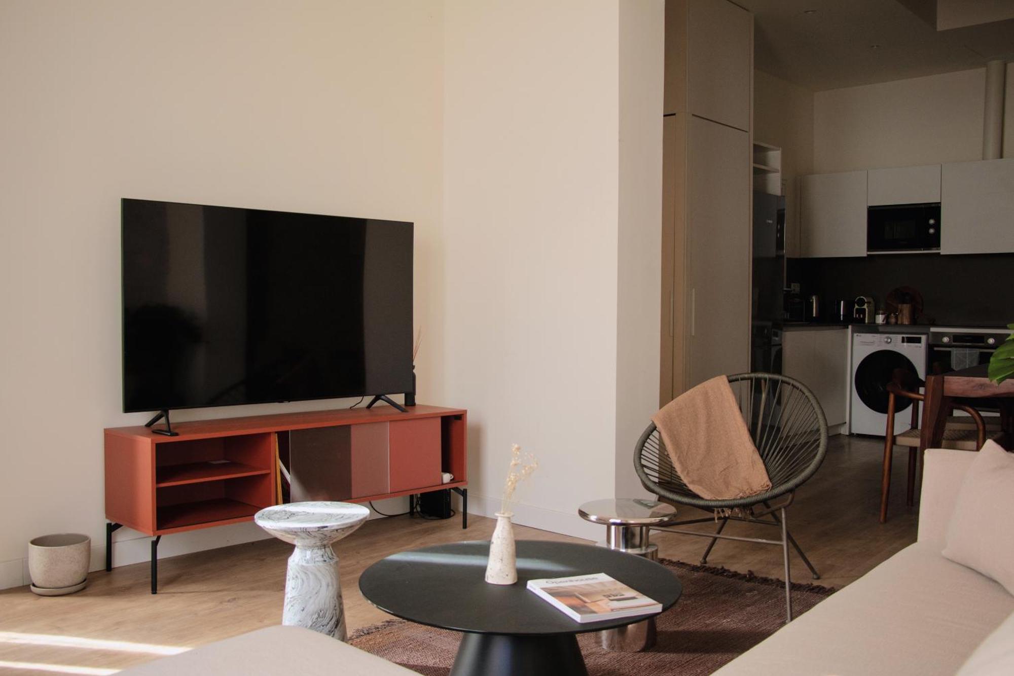 Unique Living Born Apartments & Studios Барселона Экстерьер фото