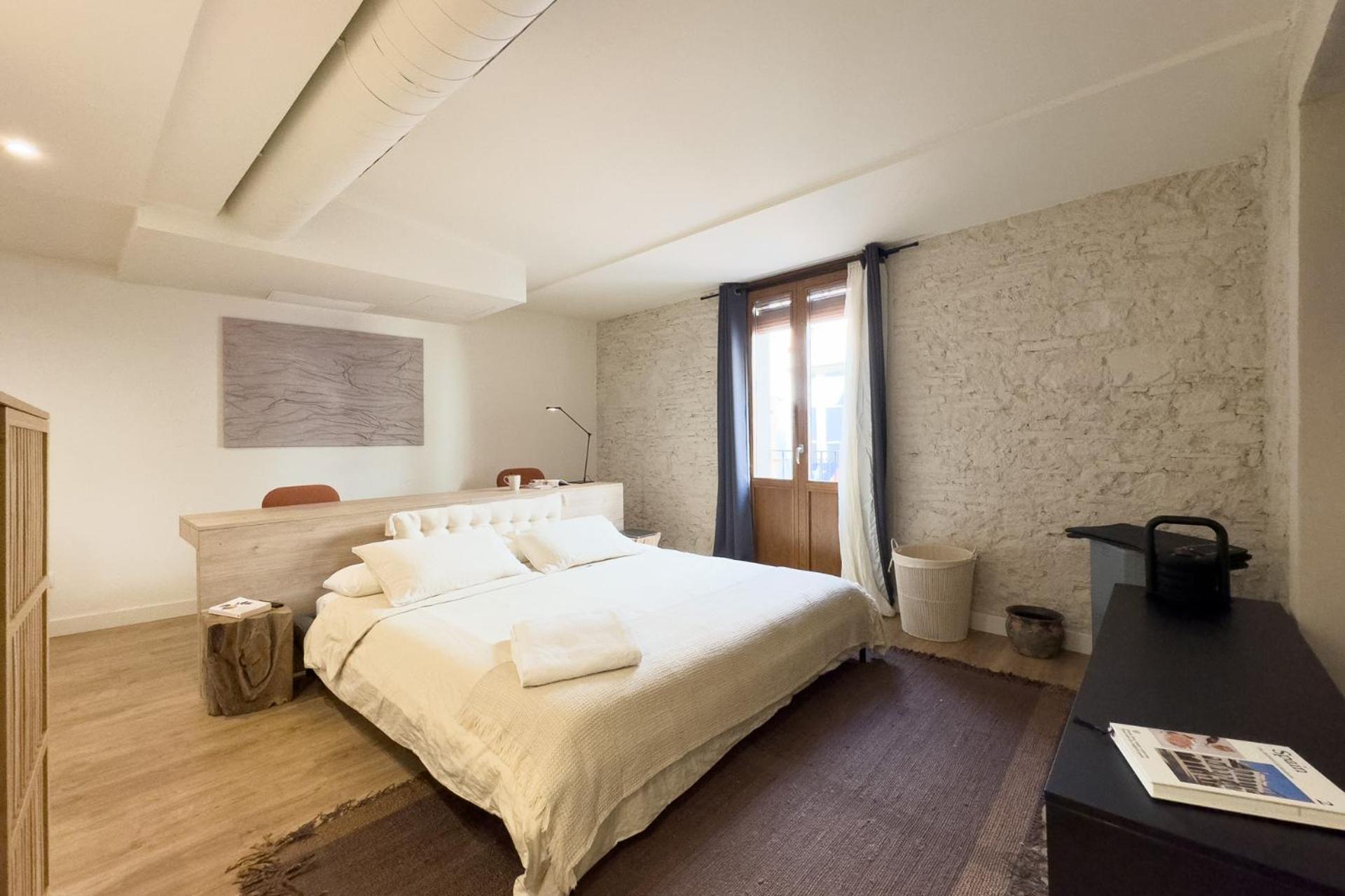 Unique Living Born Apartments & Studios Барселона Экстерьер фото